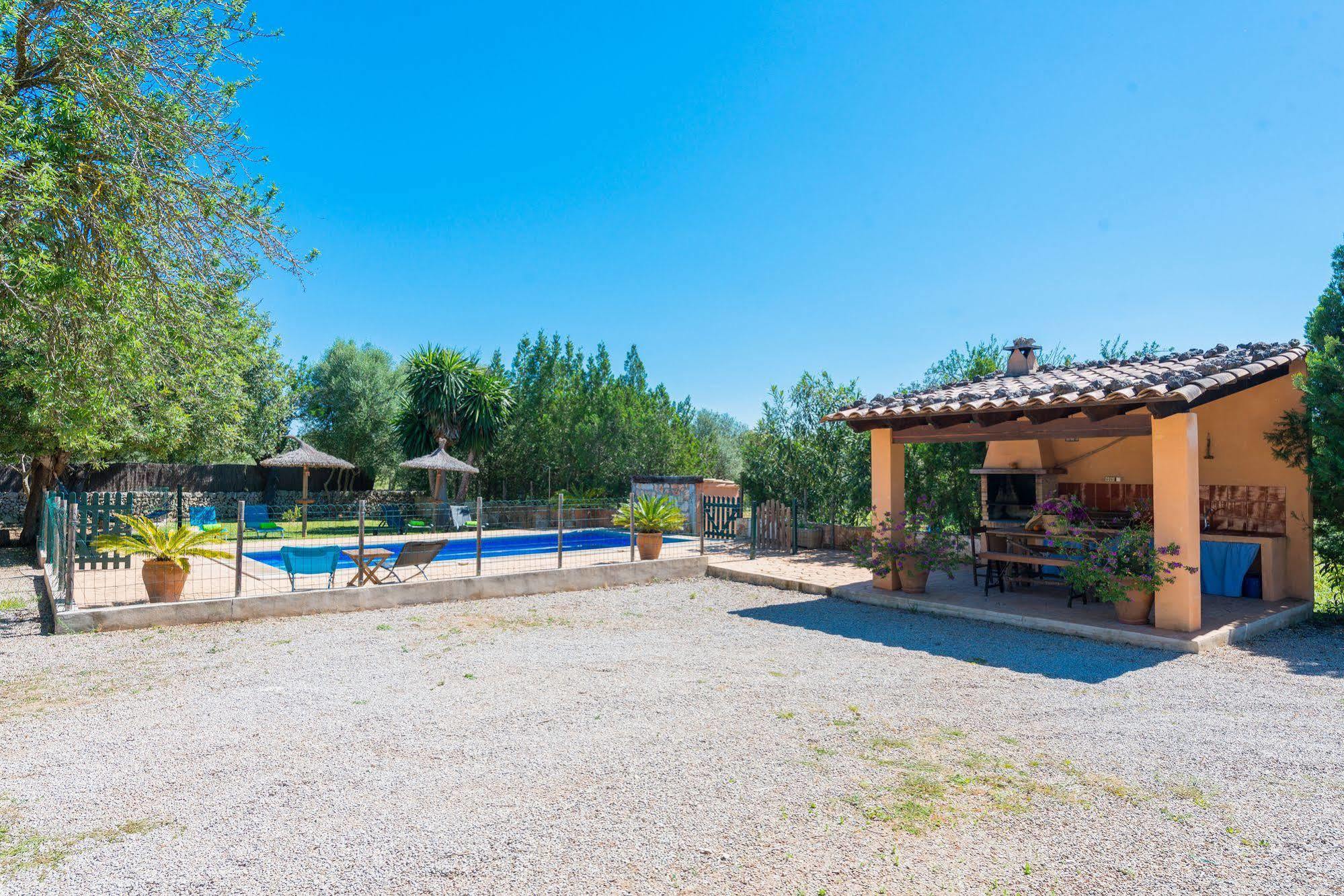 Can Rafalino Villa *